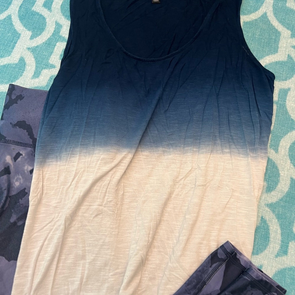 Kenneth Cole Tank Top & Fabletics Leggings Bundle - Picture 2 of 7